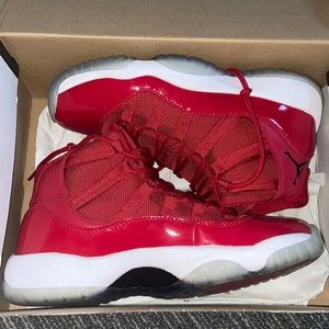 Air Jordan 11 Retro Gym Red